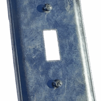 Tapa metálica 2X4 AETECH